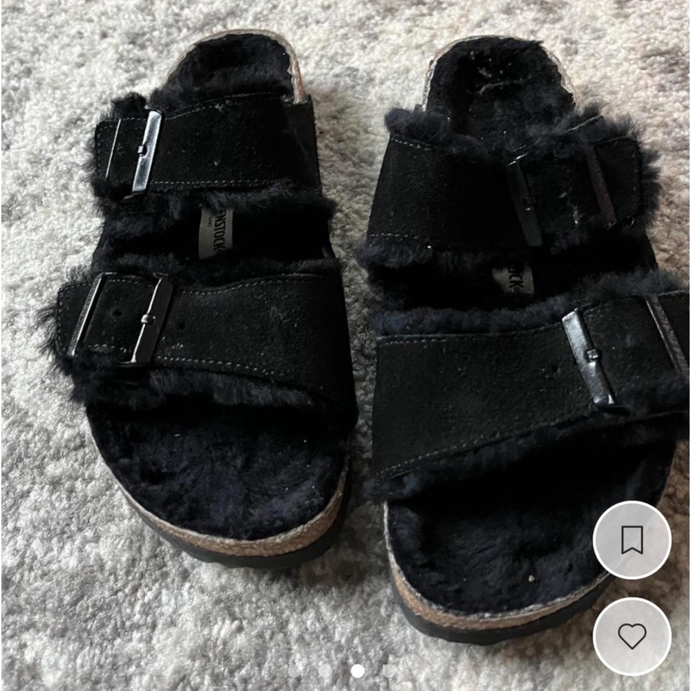 Birkenstock shearling sandals black Size 9 fuzzy